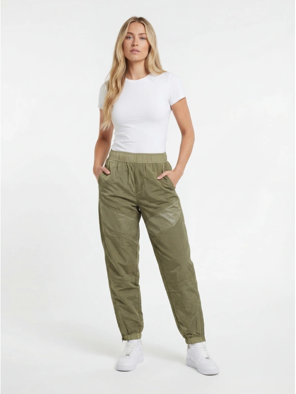 Calvin Klein Bikses, krāsa: zaļa
